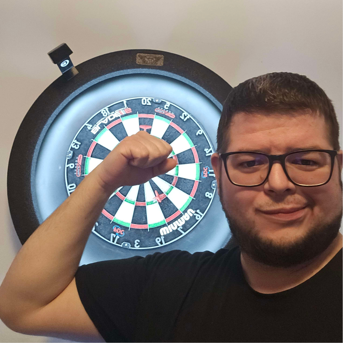 Denis Stutenkemper im Dart-Coachingraum